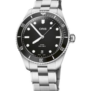 Oris Divers Divers Date 39 mm. Svart tavla