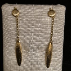 Örhänge 18k guld hängande, 1 ex