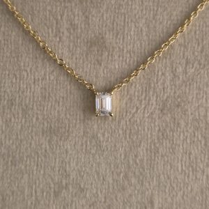 Diamanthänge 18 k - Smaragdslipad diamant. 0,30 ct. Nyhet!