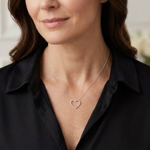Hänge Hjärta i 18 k vitguld & Diamanter. Totalt 0,48 ct